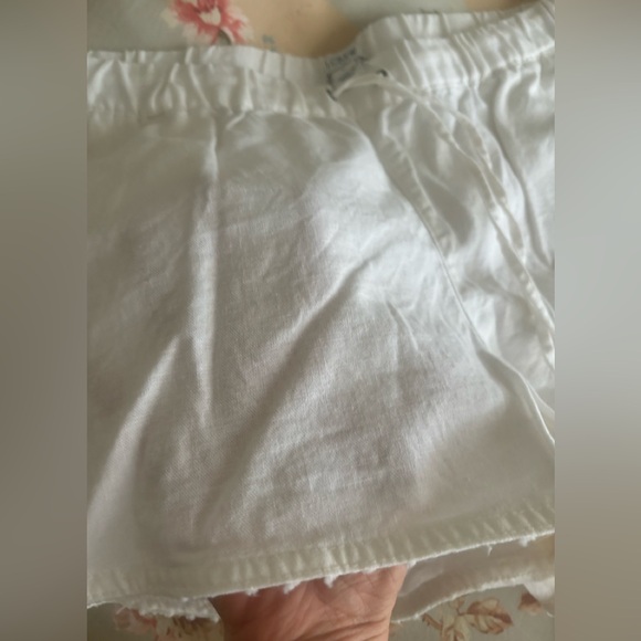 NEW J.crew White Linen with drawstrings shorts Size Medium/not see thru - Picture 5 of 5